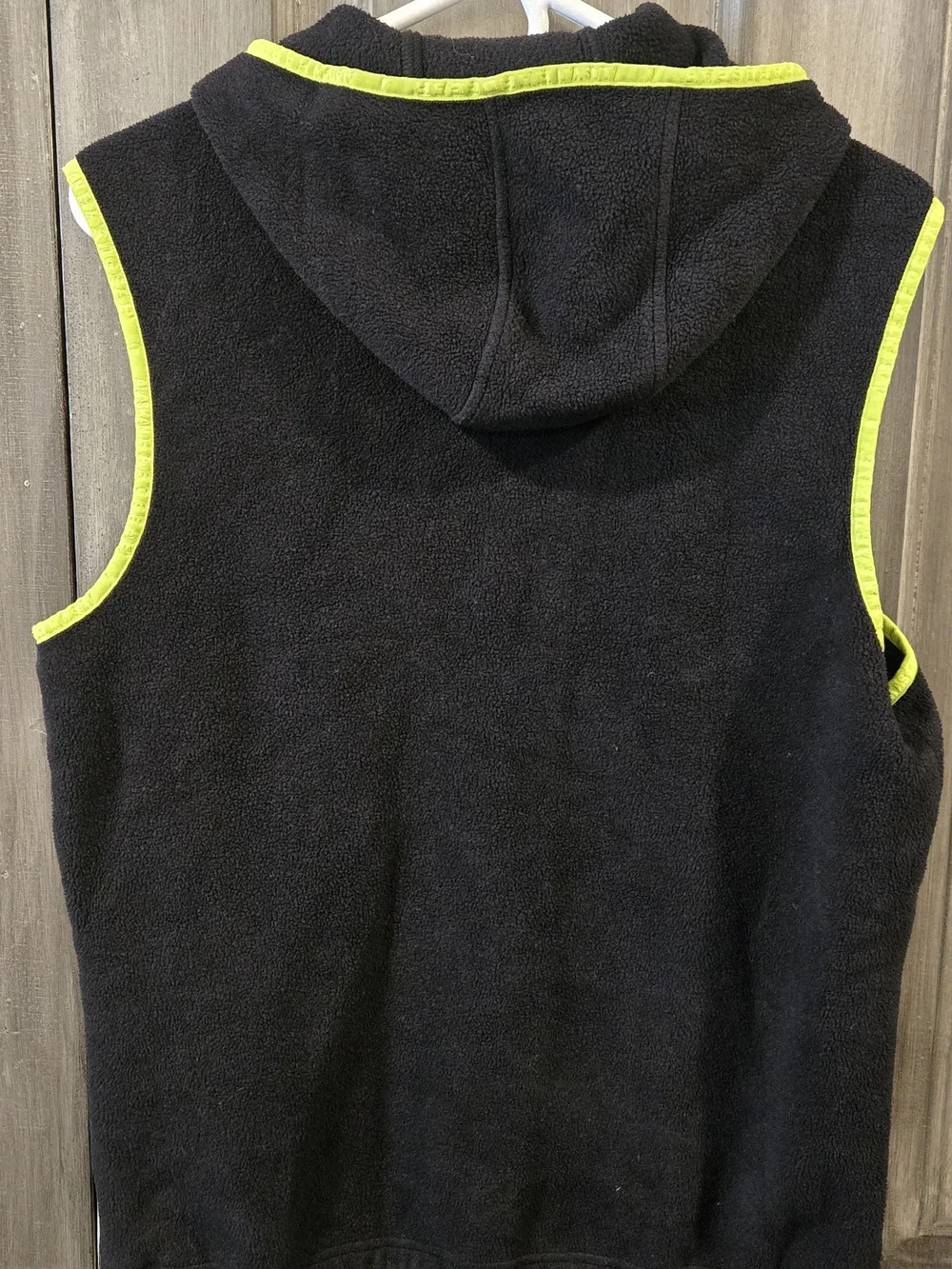 Duluth Trading Co Black Fleece Vest with Lime Trim